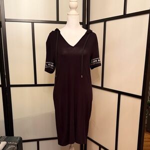 Michael Kors Black Hooded V-Neck Midi Dress with Logo Sleeve